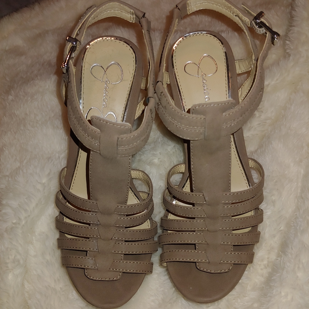 🌺Light tan wedges🌺